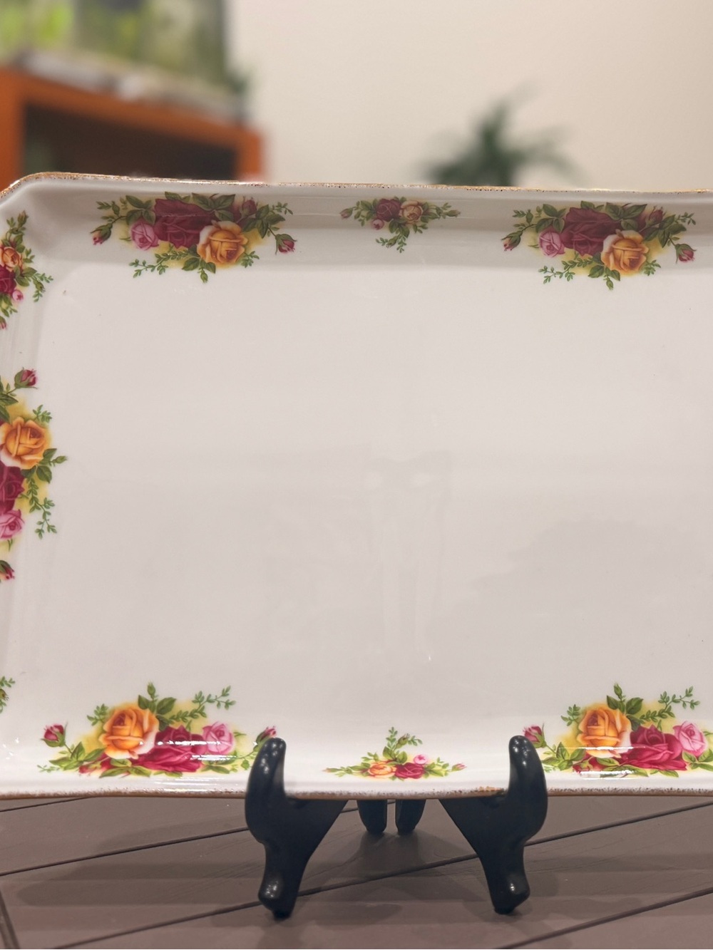 Royal Albert Old Country Roses 15.75” Rectangular Handled Serving Tray Excellent
